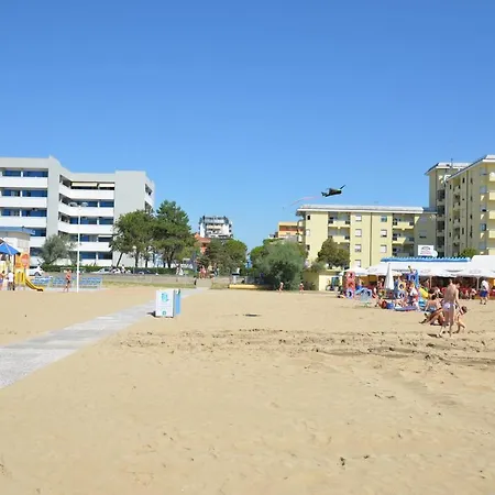 Appartamenti Della Luna Bibione Exterior photo